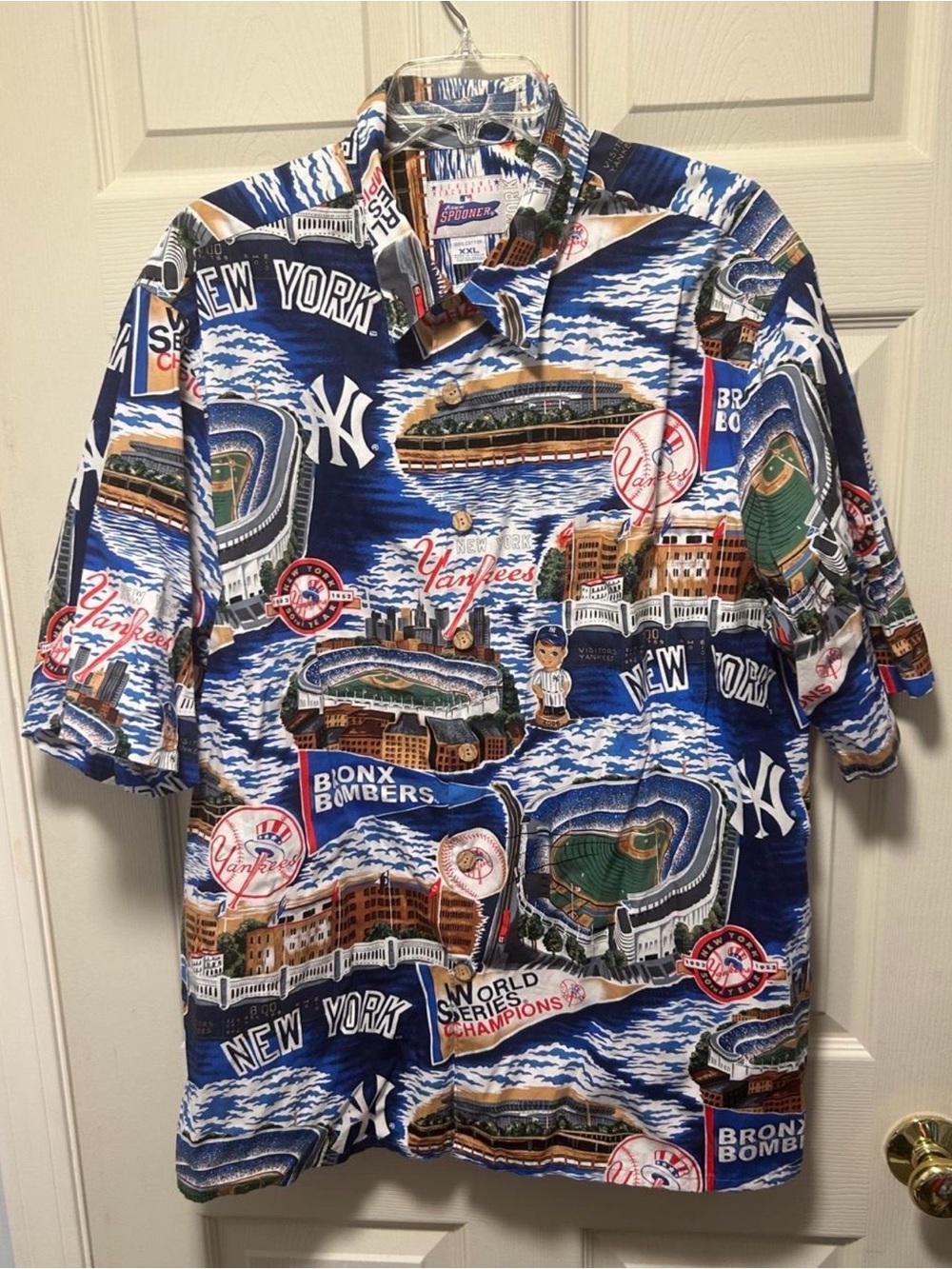 Vintage reyn spooner Blue New York Yankees All-Over Print Button-Up Shirt